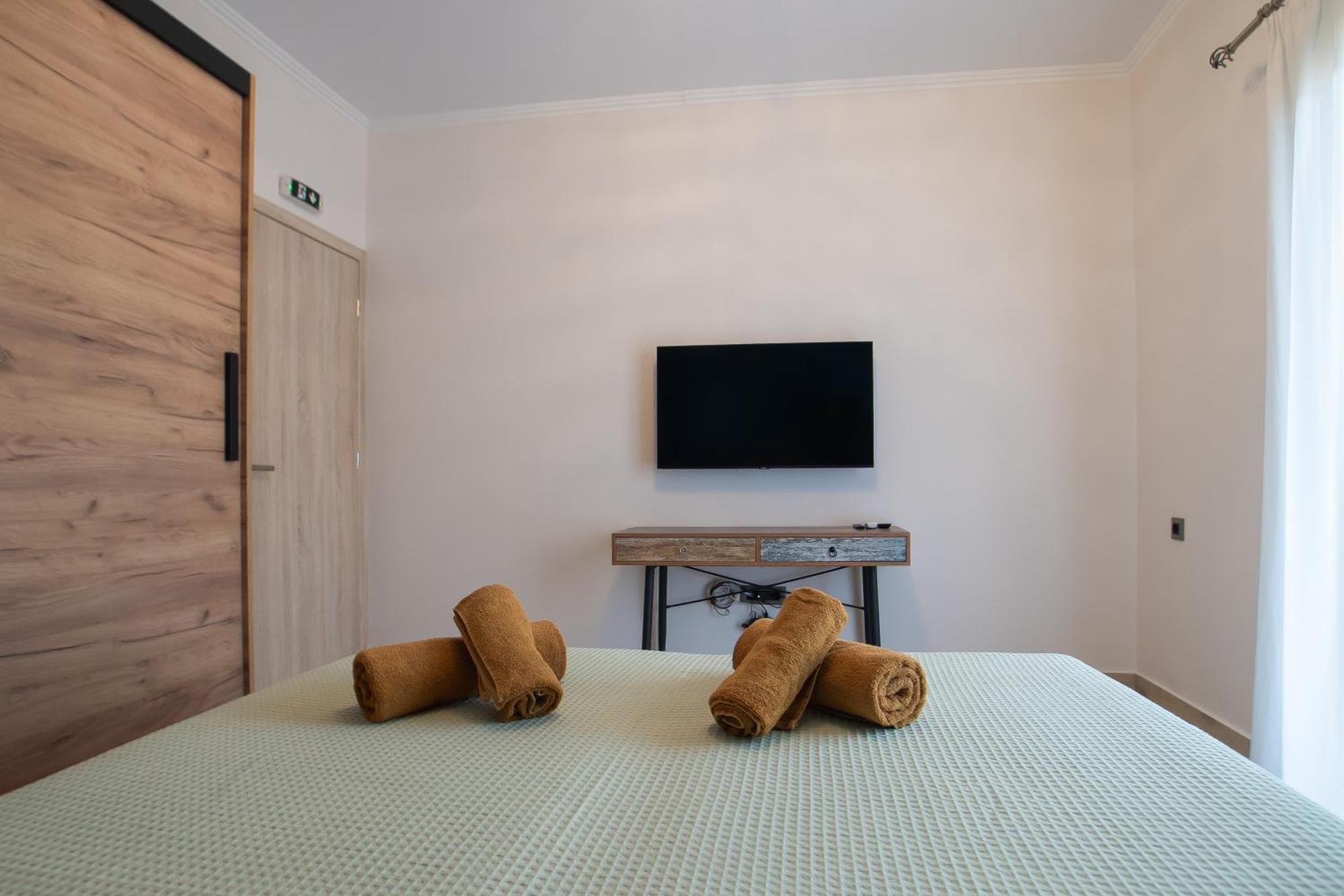 Elegance Suites Plataria Ngoại thất bức ảnh