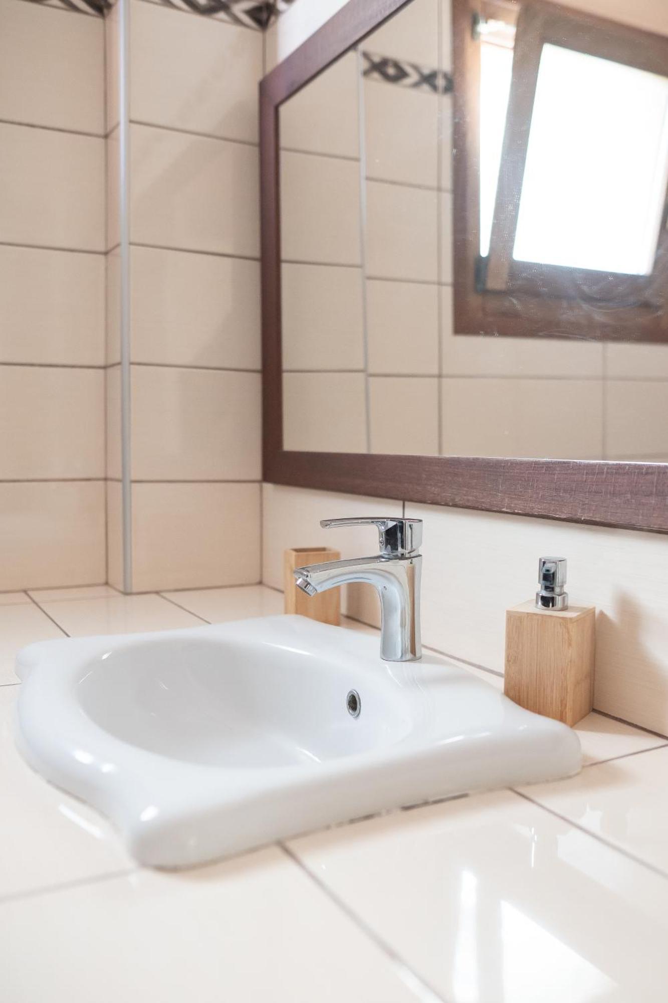 Elegance Suites Plataria Ngoại thất bức ảnh